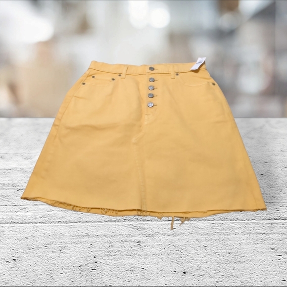 Gap yellow denim skirt size 6 28 T - Picture 2 of 11